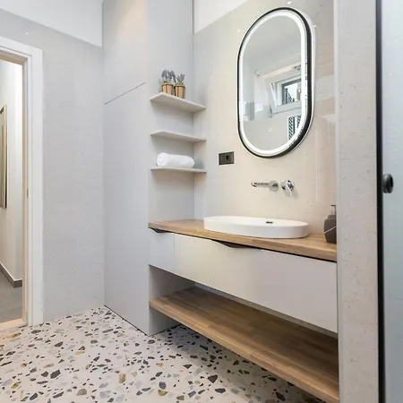 Deluxe Nila Σπλιτ